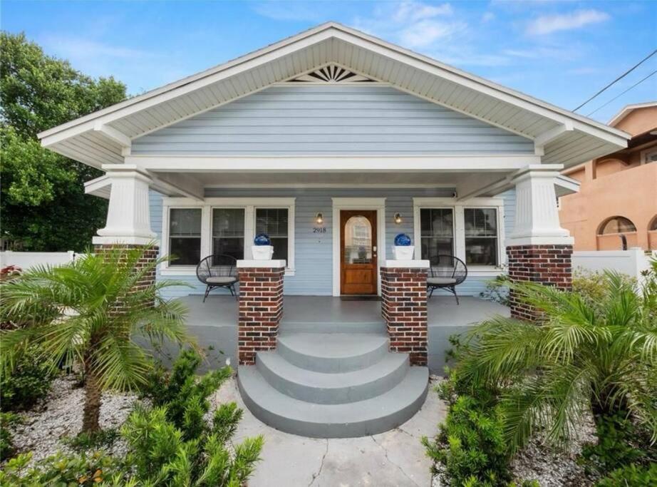 Charming In Tampa
