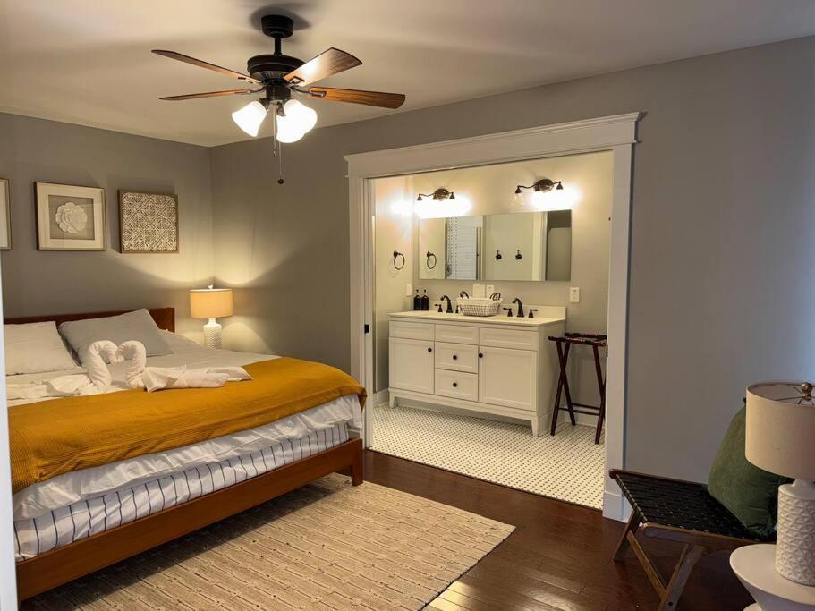 Ferienhaus Charming In Tampa